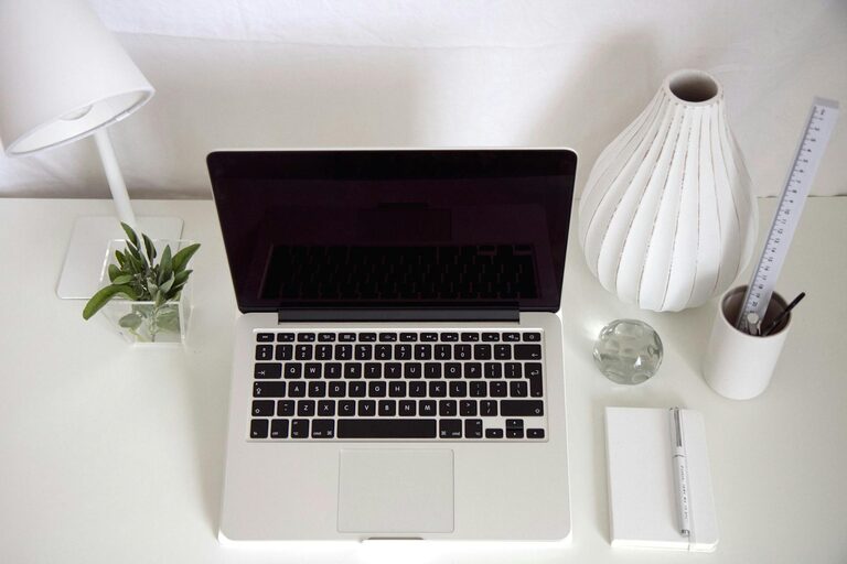 Simple Ways to Create a More Organised Home Office Space